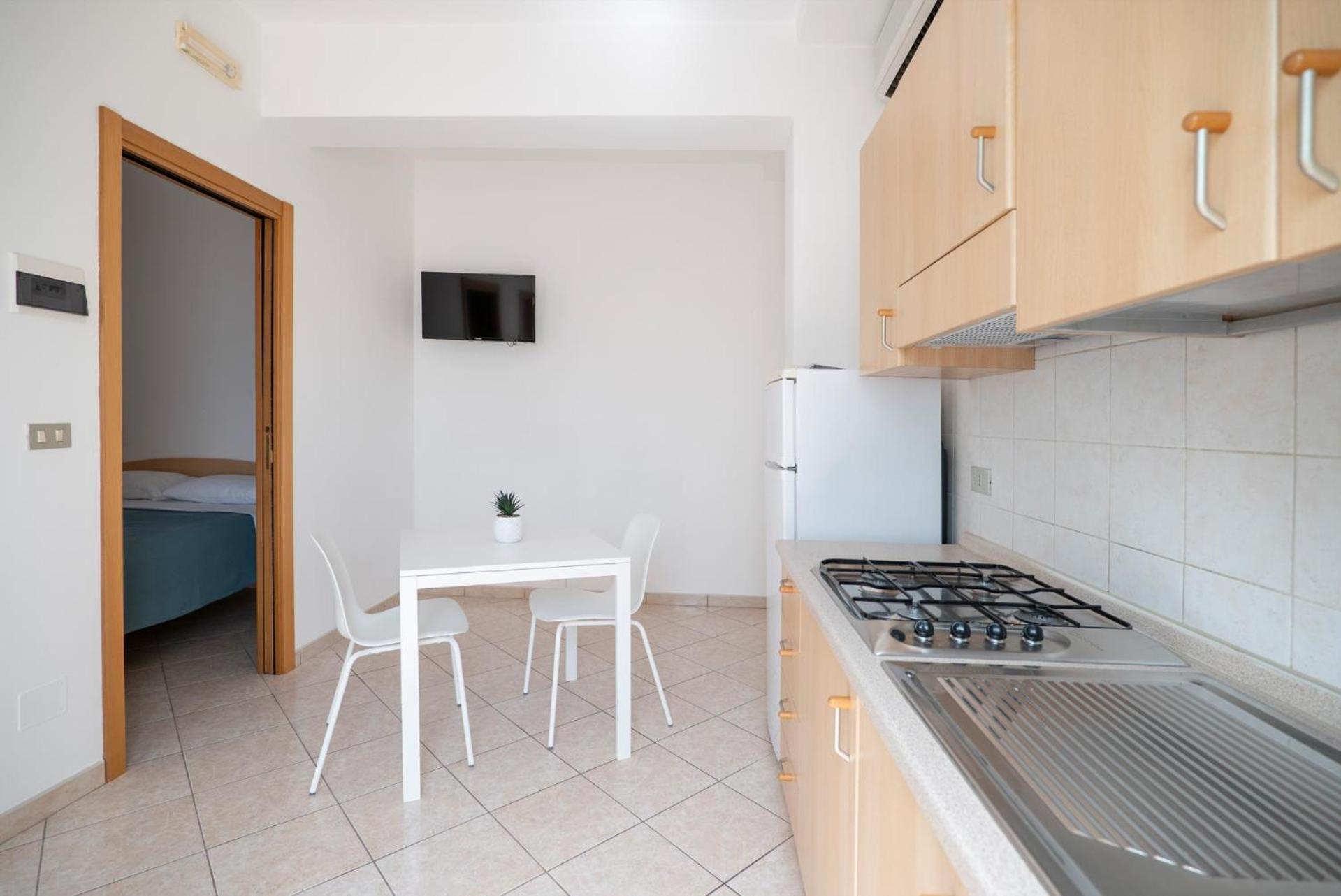 Residence Lido Dei Pini マッティナータ エクステリア 写真