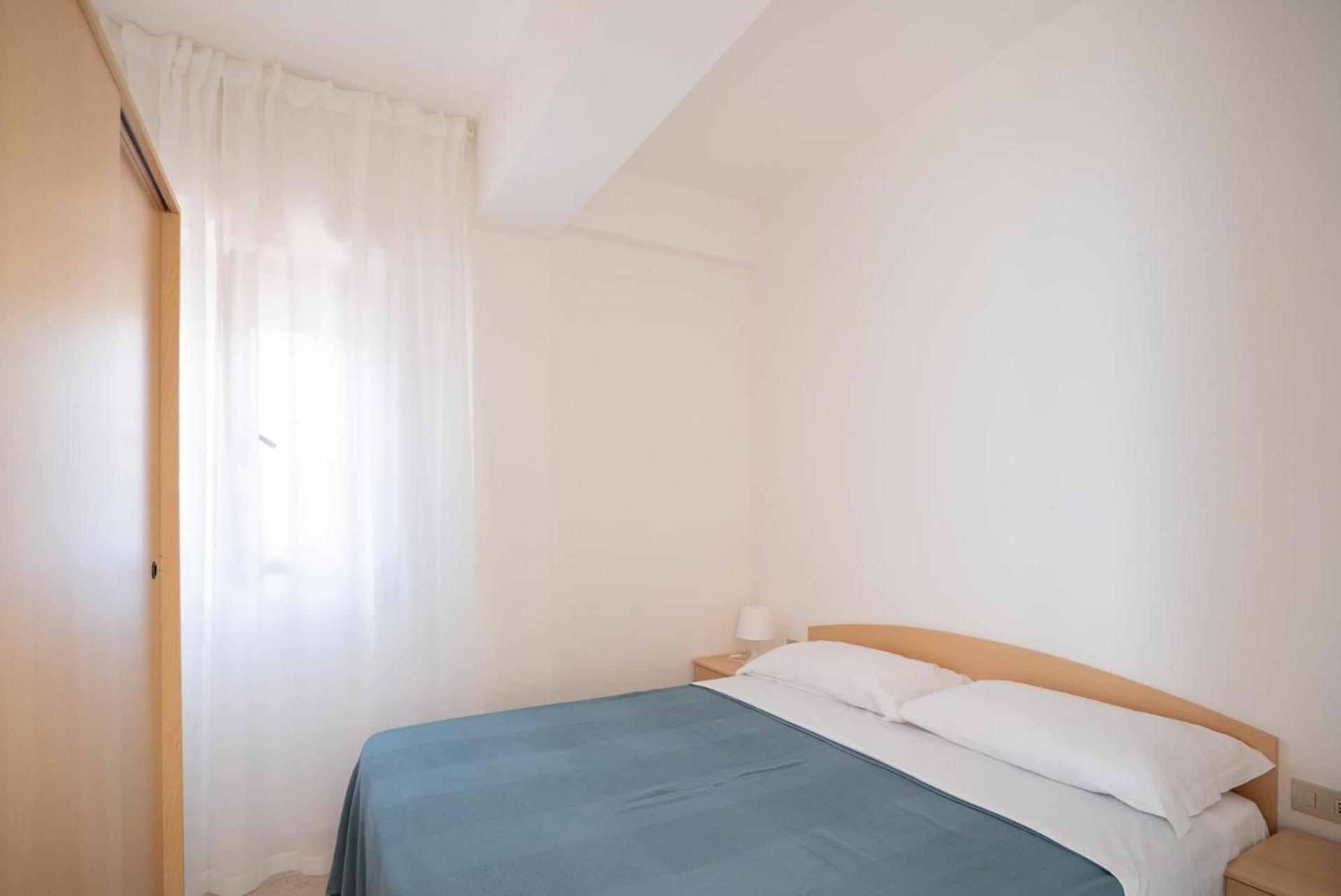 Residence Lido Dei Pini マッティナータ エクステリア 写真