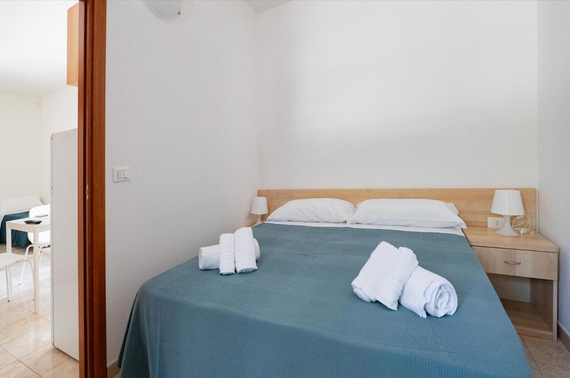 Residence Lido Dei Pini マッティナータ エクステリア 写真