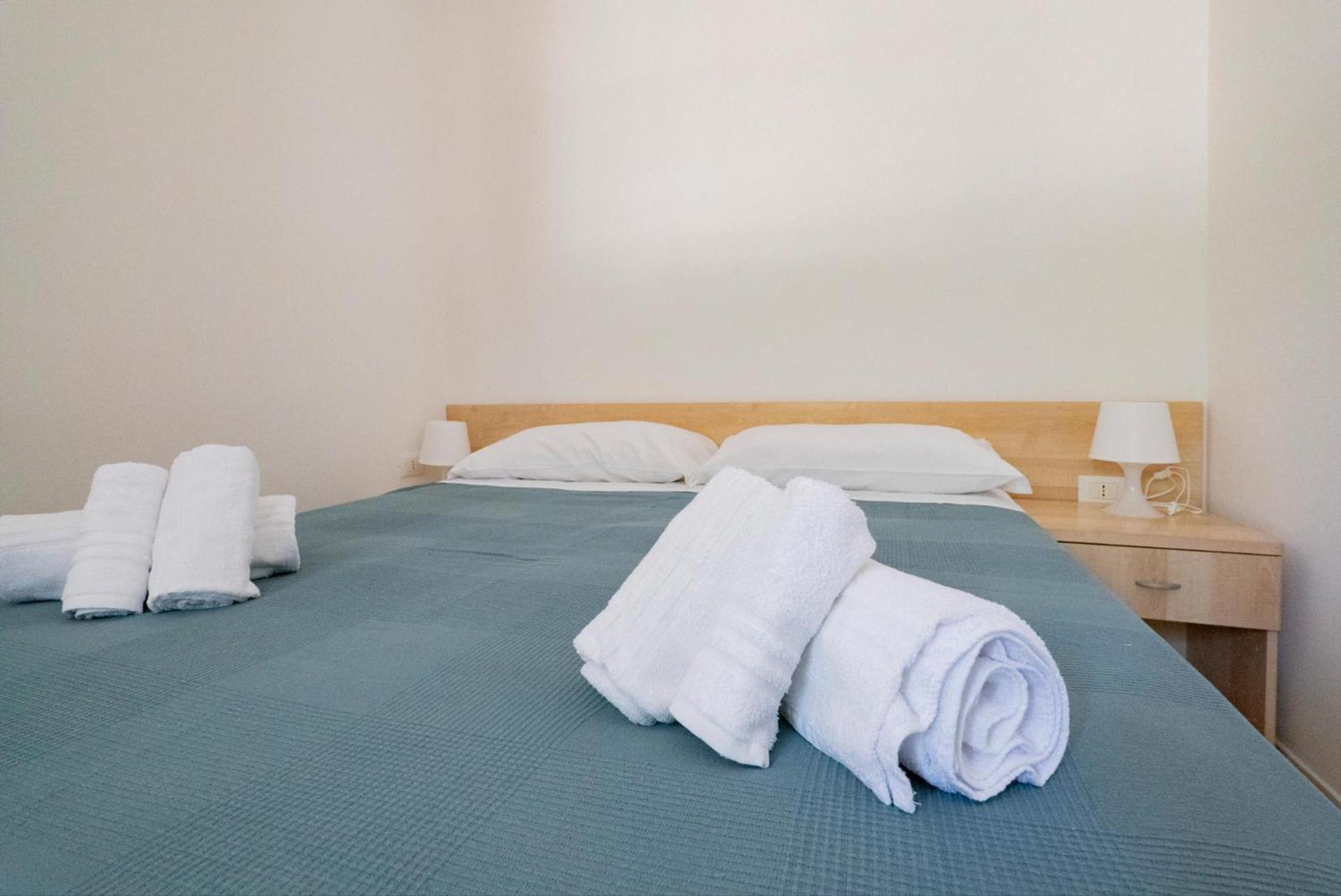 Residence Lido Dei Pini マッティナータ エクステリア 写真