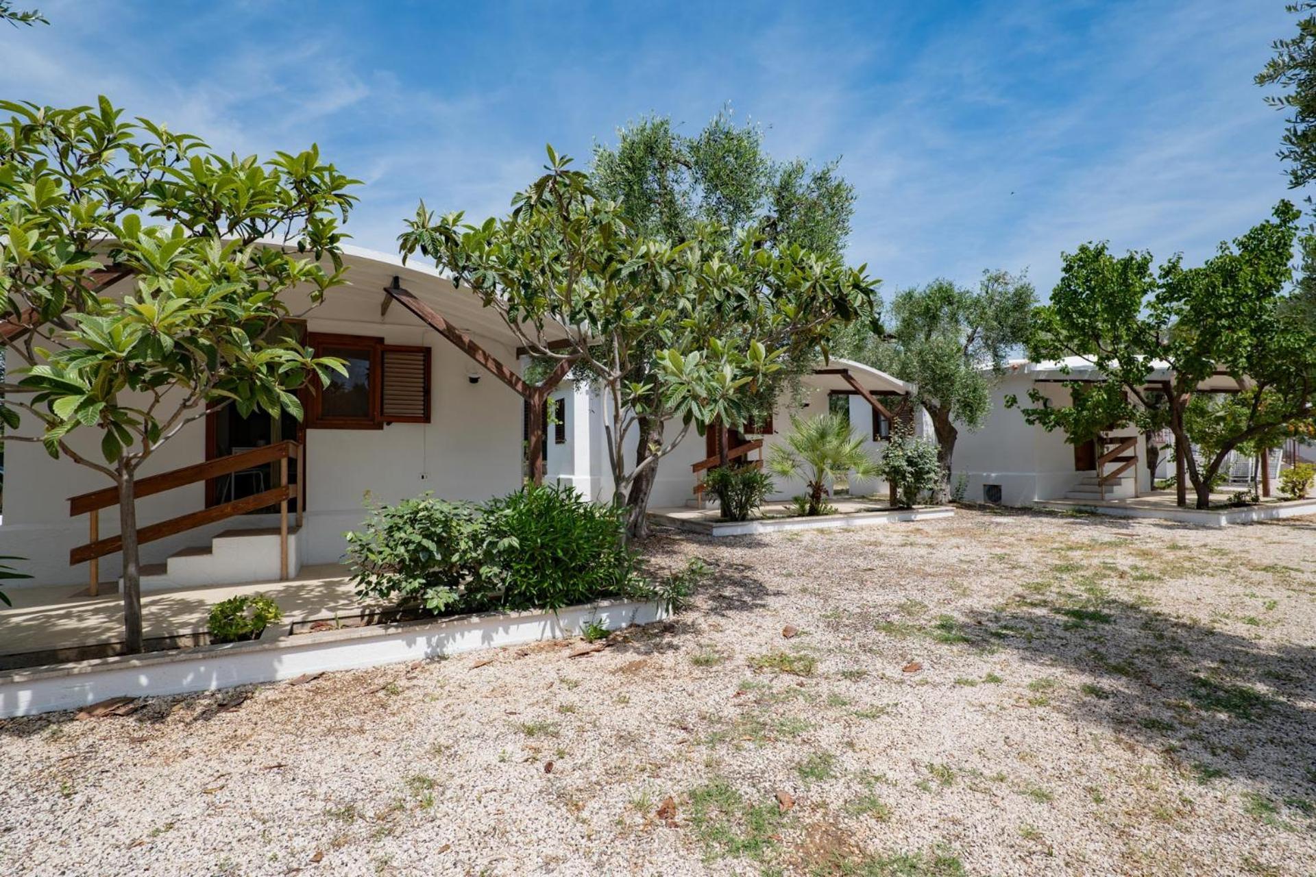 Residence Lido Dei Pini マッティナータ エクステリア 写真